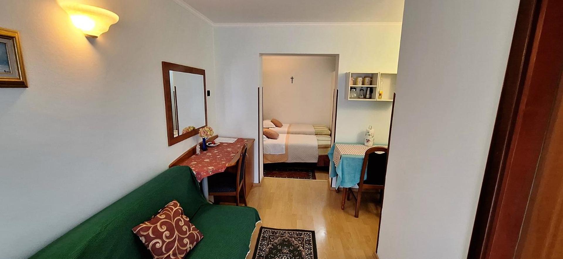 Apartments And Rooms Laura Pazin Ngoại thất bức ảnh